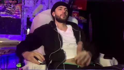 beast bxy online show from December 11, 7:42 am