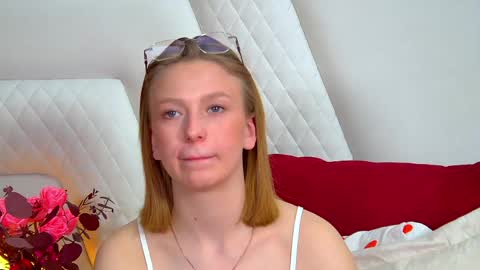 Beatrice online show from May 1, 8:58 pm