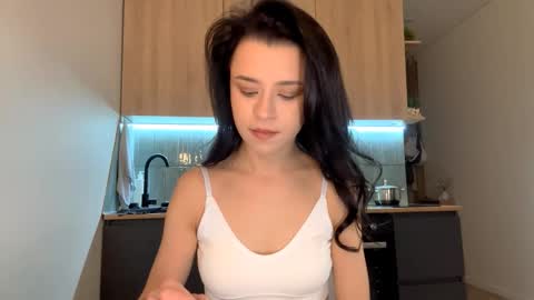 Katie online show from November 26, 11:07 am