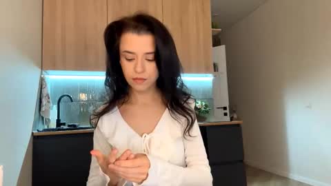 Katie online show from October 25, 7:08 am