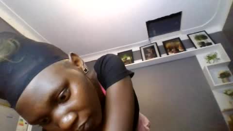 Lil stunner online show from July 5, 6:26 pm