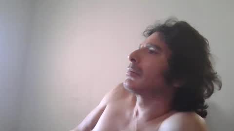 Snapshot of beautifukk chatting on January 2, 1:40 pm beautifukk online show from January 2, 1:40 pm