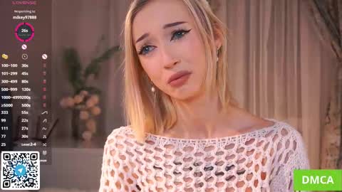 Polly  online show from November 3, 4:08 pm