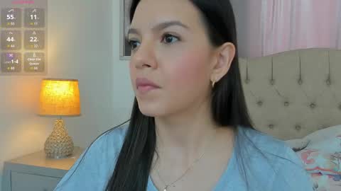Ariana Reyes online show from April 27, 12:36 pm