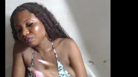 beautyslut1 online show from August 1, 8:43 pm