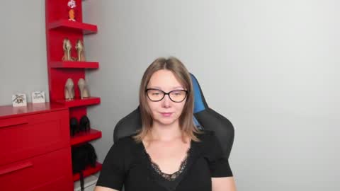 Zoe online show from August 3, 5:31 am