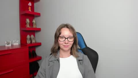 Zoe online show from July 15, 10:31 am