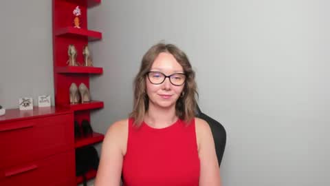 Zoe online show from July 16, 10:40 am