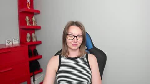 Zoe online show from June 22, 6:32 am