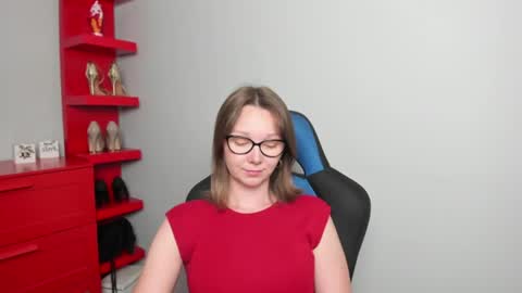 Zoe online show from June 24, 6:53 am