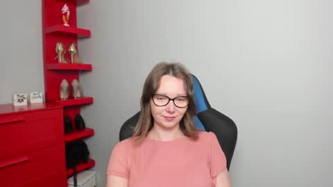 Zoe online show from June 17, 6:29 am