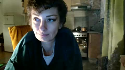 Raluca online show from January 9, 4:01 pm