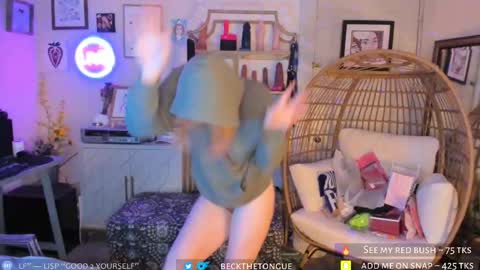 Snapshot of beckthetongue chatting on September 23, 10:05 pm Beck the tongue online show from September 23, 10:05 pm