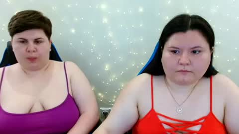 BeckyAndEllen online show from June 20, 11:05 am