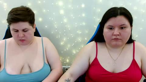 BeckyAndEllen online show from July 4, 9:24 am
