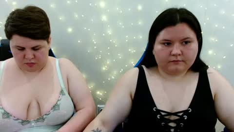 BeckyAndEllen online show from July 3, 9:14 am