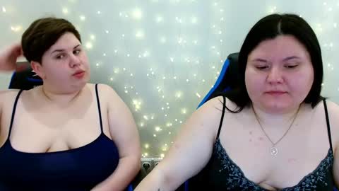 BeckyAndEllen online show from April 27, 9:01 pm