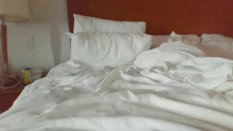 Snapshot of bedbandits chatting on February 8, 8:32 pm Bedbandits69 online show from February 8, 8:32 pm