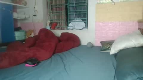 beebaby_xx online show from September 25, 5:42 pm