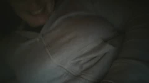 Snapshot of beeinmedeep chatting on October 23, 5:58 pm beeinmedeep online show from October 23, 5:58 pm