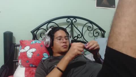 Snapshot of beentage chatting on January 9, 12:35 am Alex online show from January 9, 12:35 am