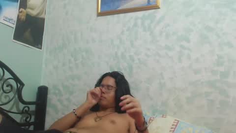 Snapshot of beentage chatting on January 6, 6:14 am Alex online show from January 6, 6:14 am