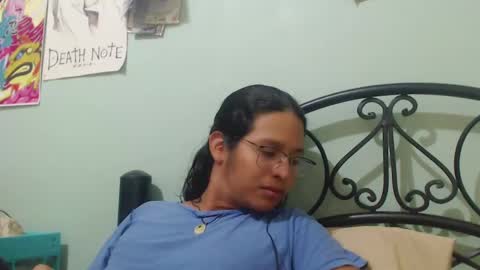 Snapshot of beentage chatting on December 24, 8:05 pm Alex online show from December 24, 8:05 pm