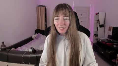 Snapshot of bekkawell chatting on September 13, 7:38 pm Lisa online show from September 13, 7:38 pm