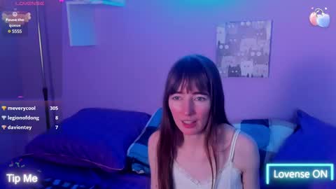 Snapshot of bekkawell chatting on February 27, 9:18 am Lisa online show from February 27, 9:18 am