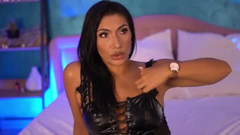 BellaJonnes online show from July 26, 6:38 pm