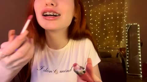 Stella online show from March 1, 4:55 pm