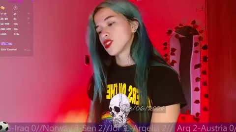   online show from June 23, 4:13 pm