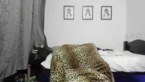 isabella online show from November 10, 2:47 am