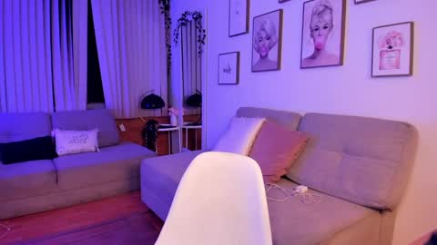 Onlyfans isa bella 23 online show from September 10, 11:28 pm