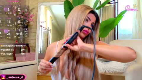 bella_posh online show from July 8, 7:45 am