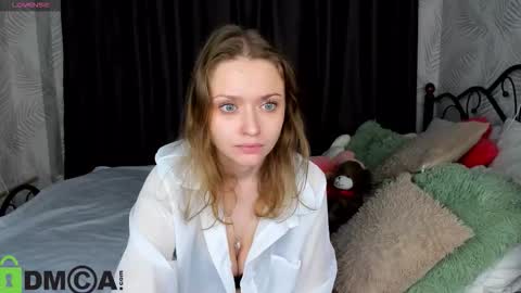 Linda Bella online show from September 21, 11:53 pm