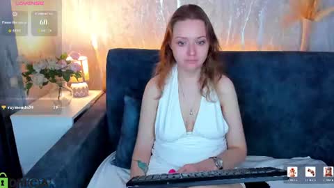 Linda Bella online show from July 11, 1:21 am