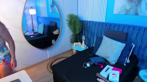 Bella Riviera online show from November 18, 7:17 pm