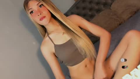 Bella online show from June 2, 1:07 am