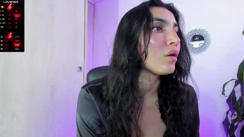 Bella online show from April 30, 9:41 pm