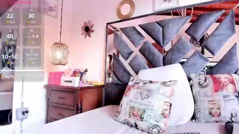 bella_volup online show from July 27, 4:37 pm