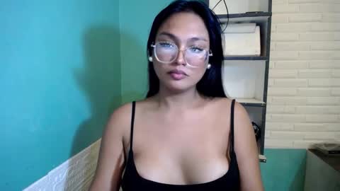 Bella  online show from April 6, 4:19 pm