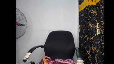 bella online show from June 15, 2:25 am