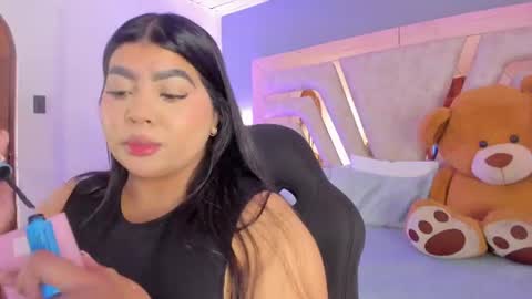 bellaboobs_ online show from June 12, 7:57 pm
