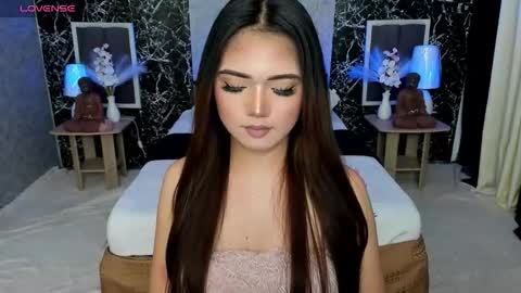 Snapshot of bellabrown_19xxx chatting on September 25, 8:32 am Bella online show from September 25, 8:32 am
