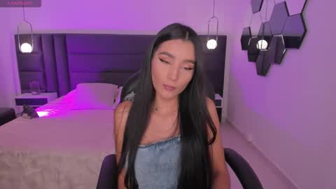  Bella C  online show from November 16, 5:59 pm