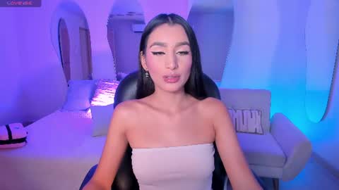  Bella C  online show from July 21, 7:49 pm