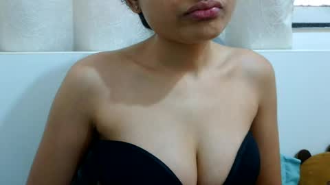bellacrystall online show from July 21, 10:39 am