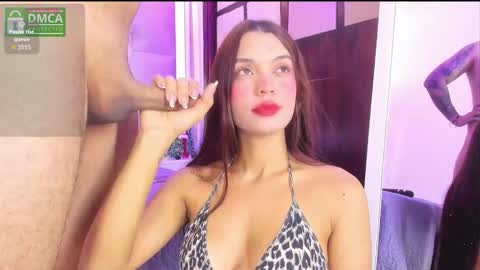 BELLA online show from December 19, 1:28 pm