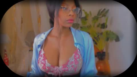 Bellah online show from January 18, 7:06 am